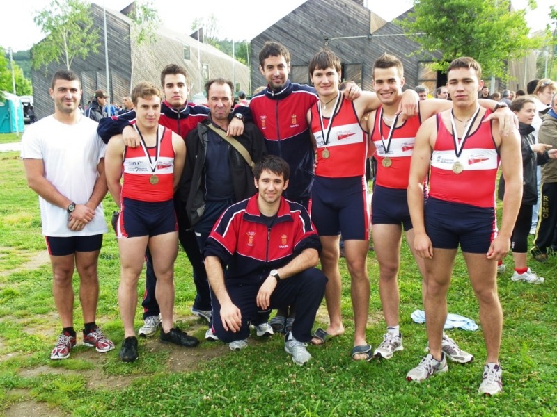 El 4x absoluto navarro gana en la regata internacional de Coimbra